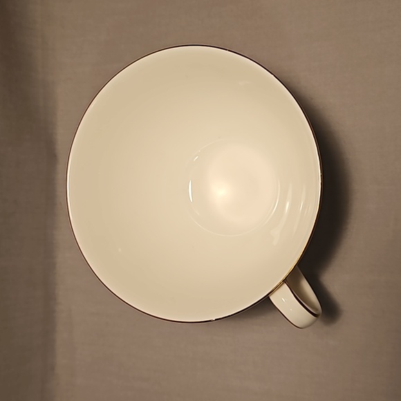 NEW Royal Doulton Sovereign H 4973 Four Piece Place Setting - Picture 13 of 16